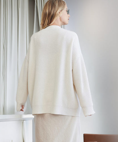 Averin | Women’s Oversized Ribbed Button Cardigan