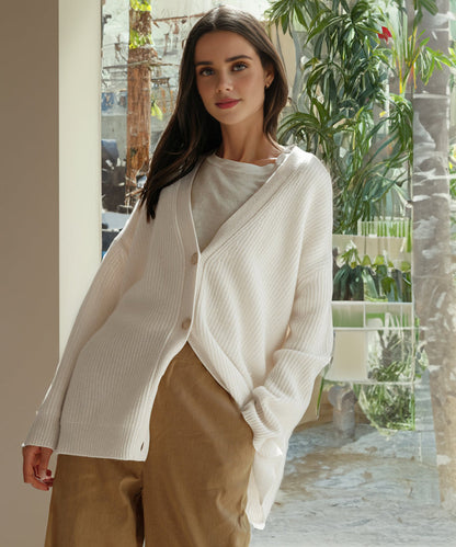 Averin | Women’s Oversized Ribbed Button Cardigan