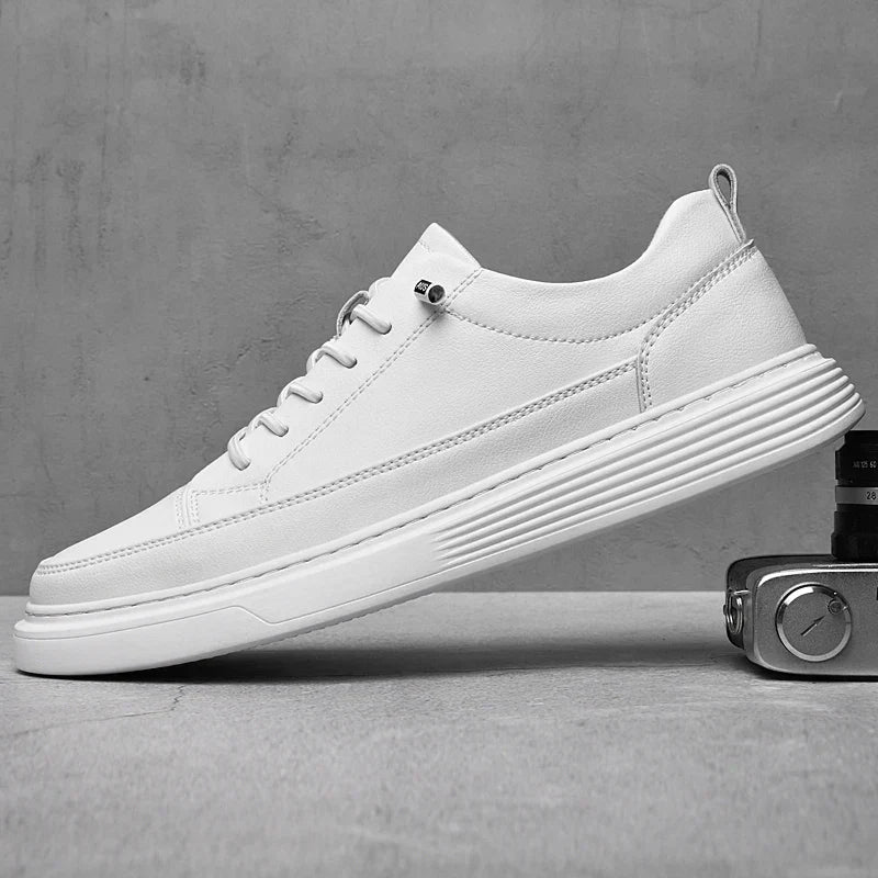 Veyron | Men’s Low-Top Sneakers with Tonal Stitching