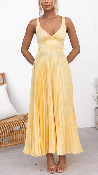 Soléa | Women’s Elegant Pleated V-Neck Maxi Dress