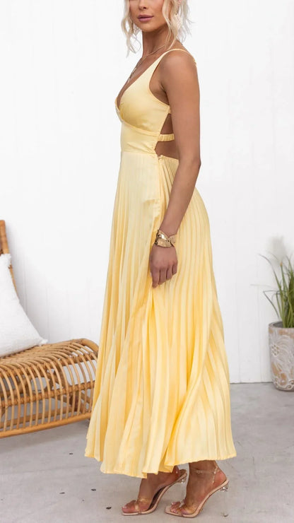 Soléa | Women’s Elegant Pleated V-Neck Maxi Dress